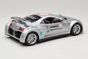 Giugiaro Prima Srebrn Bburago 1:18 33130 Kovina – slika 3 od 8