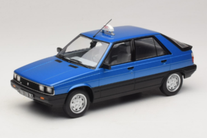 Renault 11 GTL Taxi James Bond MCG 1:18 MCG18833 Kovina
