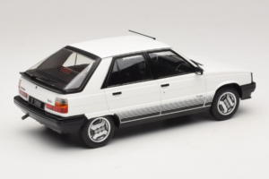 Renault 11 Turbo Bel MCG 1:18 MCG18589 Kovina – slika 2 od 6