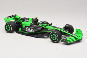 Stake Kick Sauber C44 G. Zhou Emilia Romagna GP 2024 Minichamps 1:18 117240124 Smola – slika 4 od 7