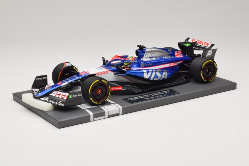 Visa Cash App RB VCARB 01 A. Iwasa FP1 Japanese GP 2024 Minichamps 1:18 117240440 Smola