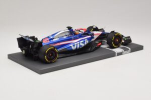 Visa Cash App RB VCARB 01 A. Iwasa FP1 Japanese GP 2024 Minichamps 1:18 117240440 Smola – slika 2 od 7