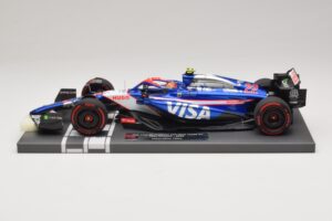 Visa Cash App RB VCARB 01 Y. Tsunoda 2024 Minichamps 1:18 117240122 Smola – slika 3 od 7