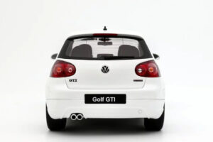 Volkswagen Golf GTI Mk5 Edition 30 Candy White Otto 1:18 OT1250 Smola – slika 5 od 5