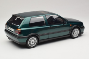 Volkswagen Golf Mk3 VR6 Carat Dragon Green Otto 1:12 G099 Smola – slika 2 od 6