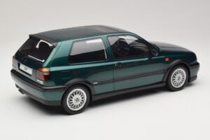 Volkswagen Golf Mk3 VR6 Carat Dragon Green Otto 1:12 G099 Smola – slika 2 od 6