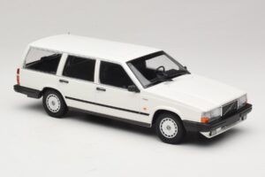 Volvo 740 GL Karavan Bel Minichamps 1:18 155171772 Kovina – slika 4 od 6