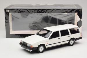 Volvo 740 GL Karavan Bel Minichamps 1:18 155171772 Kovina – slika 6 od 6