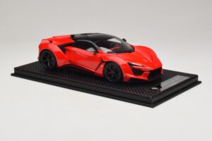 W Motors Fenyr Supersport Rdeč SophiArt 1:18 SA003-06 Smola – slika 5 od 6
