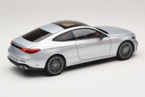 Mercedes CLE C236 Kupe Hightech Silver Norev 1:18 183939 Kovina – slika 3 od 8