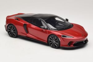 McLaren GTS Rdeč GT Spirit 1:18 GT971 Smola – slika 4 od 6