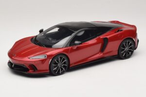 McLaren GTS Rdeč GT Spirit 1:18 McLaren GTS Rdeč GT Spirit 1:18 GT971 Smola