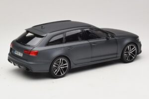 Audi RS6 C7 Avant Daytona Grey Minichamps 1:18 5011216225 Kovina – slika 2 od 8