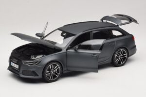 Audi RS6 C7 Avant Daytona Grey Minichamps 1:18 5011216225 Kovina – slika 3 od 8