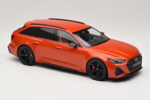 Audi RS6 C8 Avant Oranžna Kovinski Minichamps 1:18 155018012 Kovina – slika 4 od 6