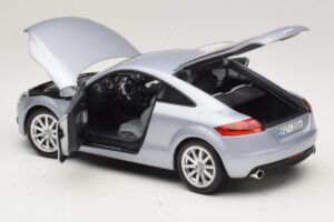 Audi TT 8N Silverblue Metallic Minichamps 1:18 100015020 Kovina – slika 5 od 8