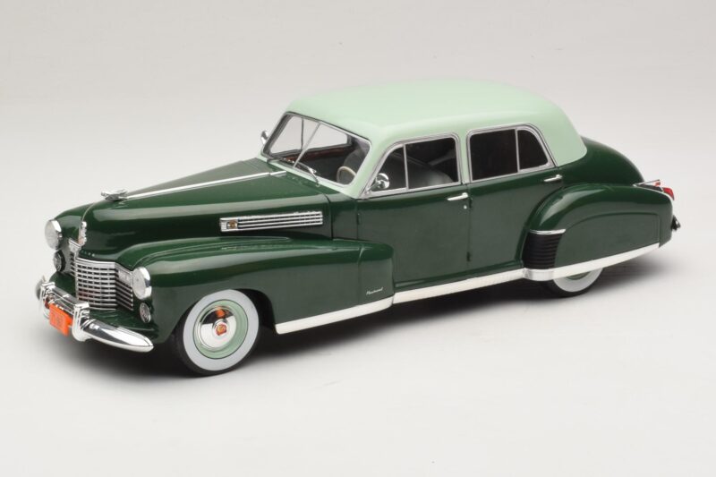 Cadillac Fleetwood Series 60 Special Zelen MCG 1:18 MCG18657 Kovina