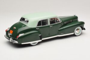 Cadillac Fleetwood Series 60 Special Zelen MCG 1:18 MCG18657 Kovina – slika 2 od 6