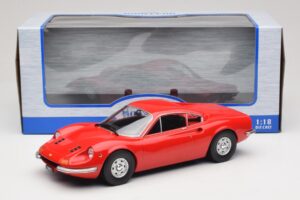 Ferrari Dino 246 GT Rdeč MCG 1:18 MCG18359 Kovina – slika 6 od 6