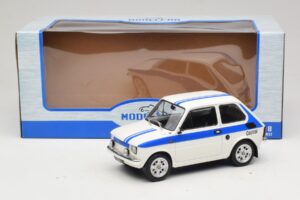 Fiat 126 Castrol Livery Bel Moder MCG 1:18 MCG18666 Kovina – slika 6 od 6