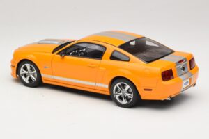 Ford Mustang GT S197 Grabber Orange Metallic AUTOart 1:18 73117-A1 Kovina – slika 7 od 8