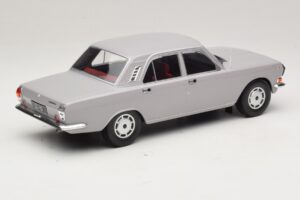 GAZ Volga GAZ-24-10 Siv MCG 1:18 MCG18016 Kovina – slika 2 od 6