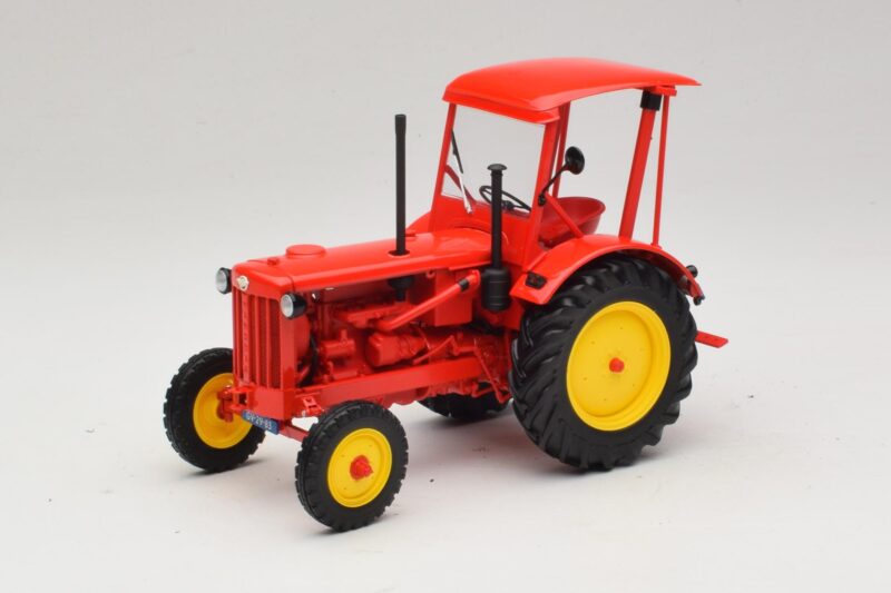 Hanomag R35 Traktor Rdeč Minichamps 1:18 109153071 Kovina