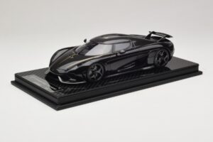 Koenigsegg Regera Črna Karbonski Paket FrontiArt 1:18 Koenigsegg Regera Črna Karbonski Paket FrontiArt 1:18 F079-179 Smola