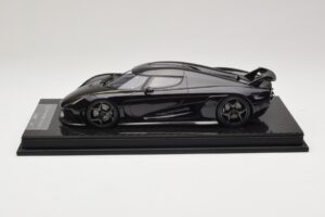 Koenigsegg Regera Črna Karbonski Paket FrontiArt 1:18 F079-179 Smola – slika 3 od 7