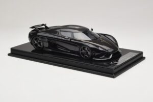 Koenigsegg Regera Črna Karbonski Paket FrontiArt 1:18 F079-179 Smola – slika 4 od 7