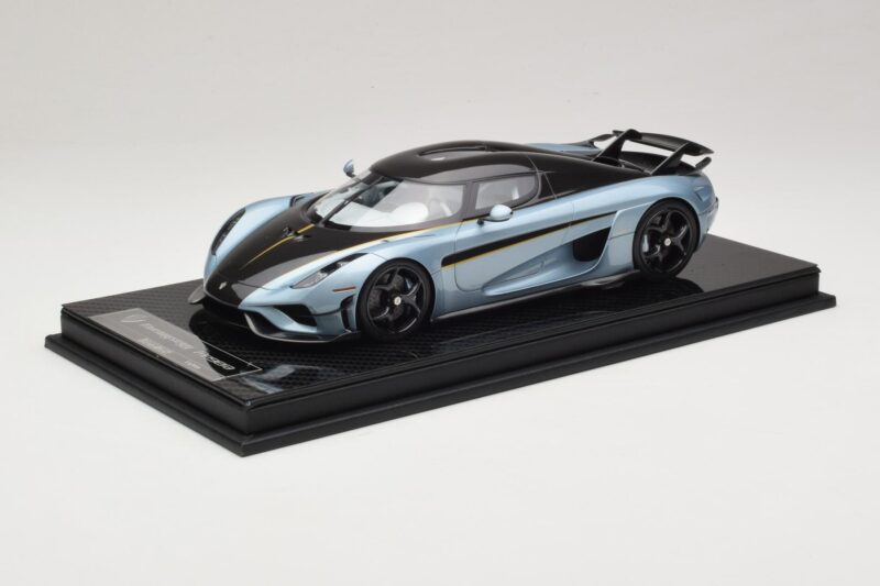 Koenigsegg Regera Modra Karbonski Paket FrontiArt 1:18 F079-173 Smola