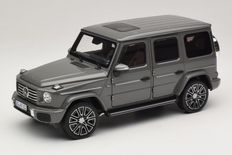 Mercedes G-Class W465 Classic Grey Norev 1:18 183035 Kovina