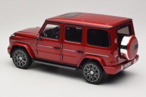 Mercedes G-Class W465 Hyacinth Red Norev 1:18 183037 Kovina – slika 5 od 6