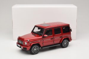 Mercedes G-Class W465 Hyacinth Red Norev 1:18 183037 Kovina – slika 6 od 6