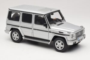 Mercedes G500 W463 LWB Trgovska Izdaja Srebrn AUTOart 1:18 B66962142 Kovina – slika 6 od 8
