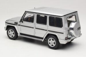 Mercedes G500 W463 LWB Trgovska Izdaja Srebrn AUTOart 1:18 B66962142 Kovina – slika 7 od 8