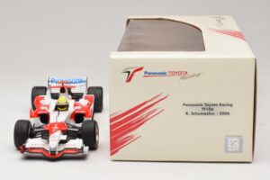 Panasonic Toyota Racing TF106 #12 R. Schumacher 2006 Minichamps 1:18 AM59557K Kovina – slika 6 od 7
