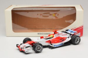 Panasonic Toyota Racing TF106 #12 R. Schumacher 2006 Minichamps 1:18 AM59557K Kovina – slika 7 od 7