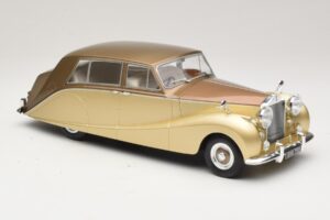Rolls-Royce Silver Wraith Empress by Hooper Rjav & Zlat MCG 1:18 MCG18000 Kovina – slika 4 od 6