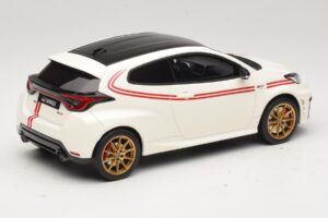Toyota GR Yaris TGR Italy Omejena Izdaja Pure White Otto 1:18 OT1183 Smola – slika 2 od 6