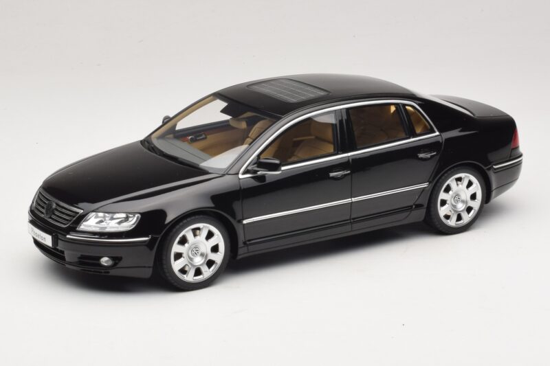 Volkswagen Phaeton 3D 6.0 W12 Črn Otto 1:18 OT1266 Smola