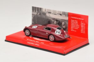 Alfa Romeo 8C 2900B #19 R. Sommer / C. Biondetti 24 Hours of Le Mans Winner 1938 Minichamps 1:43 403120473 Kovina – slika 3 od 4
