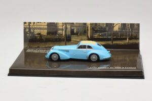 Alfa Romeo 8C 2900B Lungo Svetlo Modra Minichamps 1:43 436120420 Kovina