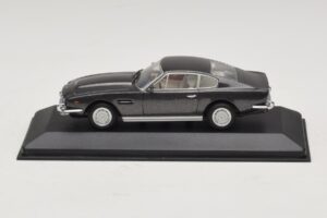 Aston Martin DBS On Her Majesty's Secret Service Nadomestna Škatla Minichamps 1:43 436137600-R1 Kovina