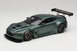 Aston Martin V12 Vantage GT3 Zelen AUTOart 1:18 81306 Kovina