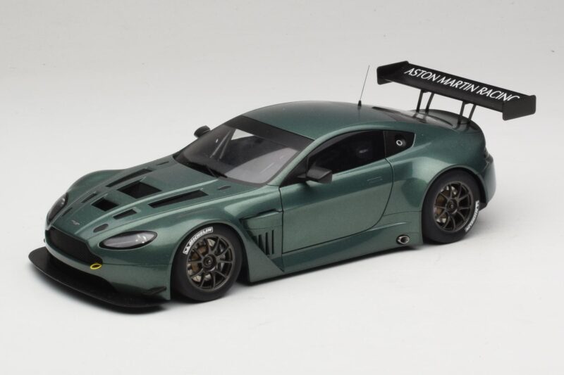 Aston Martin V12 Vantage GT3 Zelen AUTOart 1:18 81306 Kovina