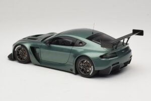 Aston Martin V12 Vantage GT3 Zelen AUTOart 1:18 81306 Kovina – slika 5 od 6