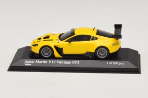 Aston Martin V12 Vantage GT3 Rumen Minichamps 1:43 437121391 Kovina