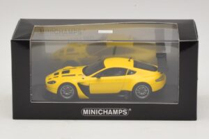 Aston Martin V12 Vantage GT3 Rumen Minichamps 1:43 437121391 Kovina – slika 4 od 4