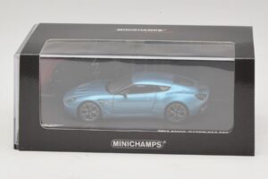 Aston Martin V12 Zagato Alba Blue Minichamps 1:43 437137222 Kovina – slika 5 od 5